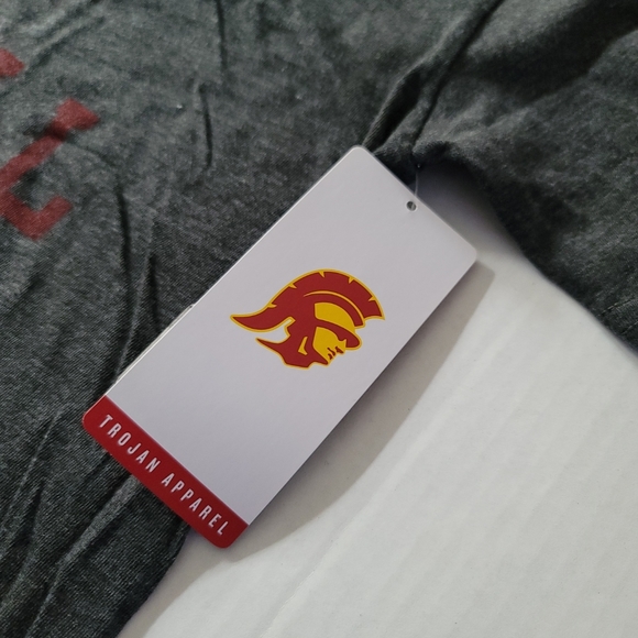 USC Trojans Heathered Black Old Authentic Distressed T-Shirt Men's Medium NWT - Picture 3 of 6